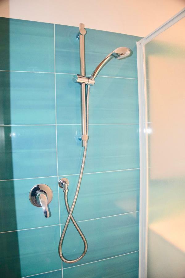 Terrazza San Giovanni Apartment Рим Екстериор снимка