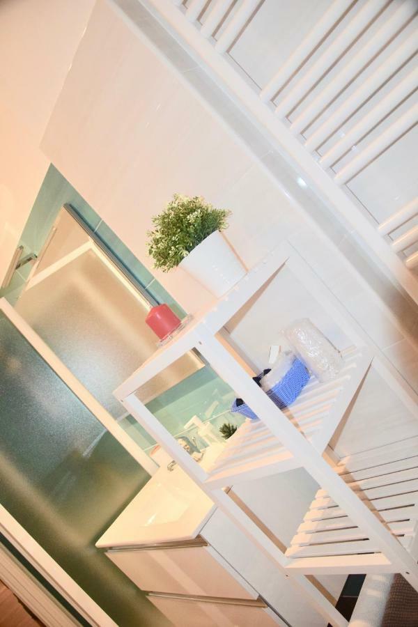 Terrazza San Giovanni Apartment Рим Екстериор снимка